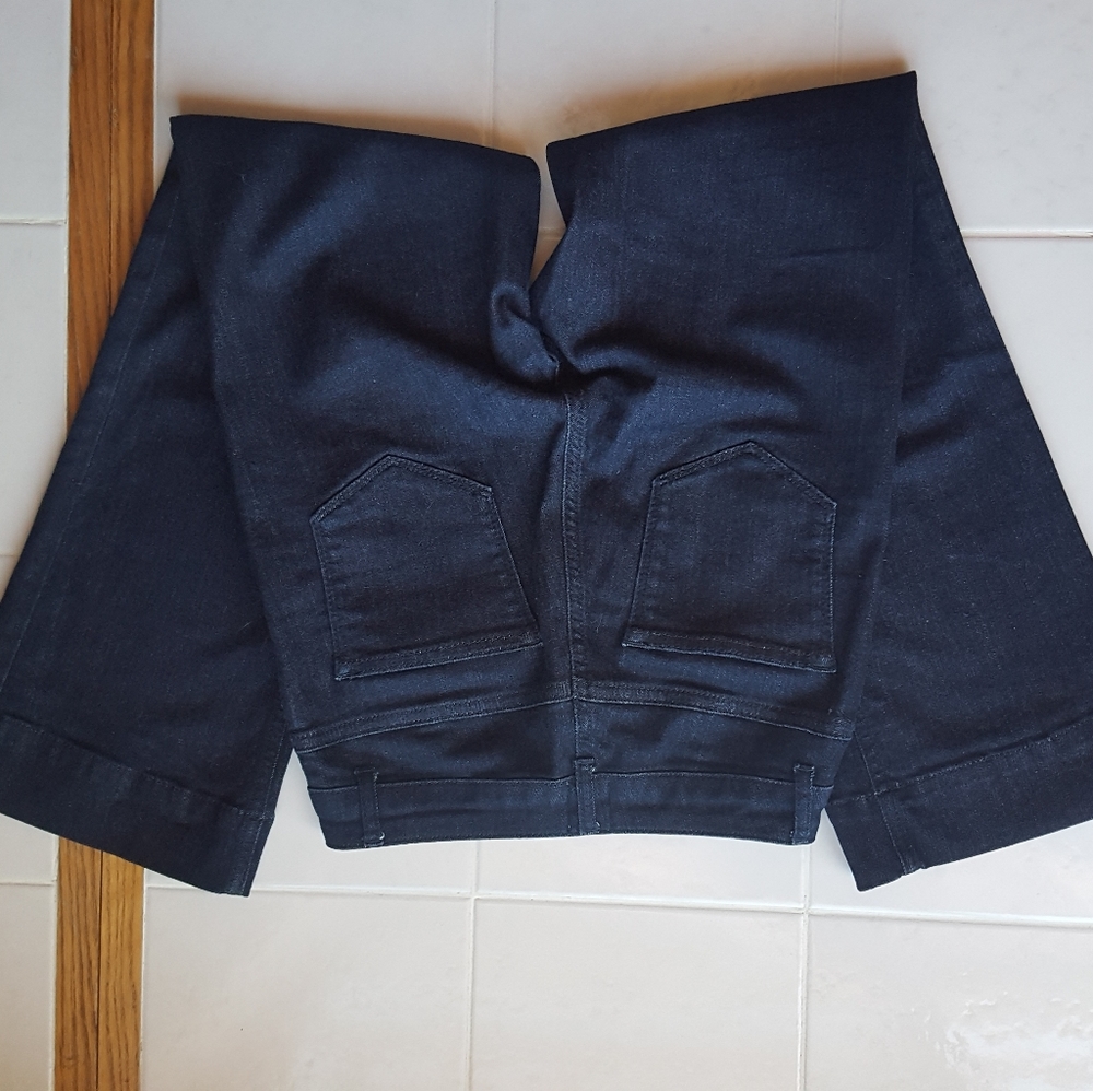 Iris & Ink Jeans - Picture 4 of 4